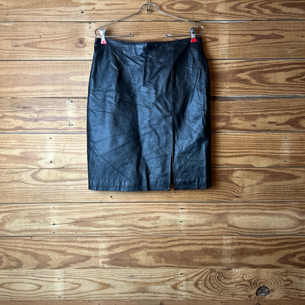 Chic Black Pencil Skirt